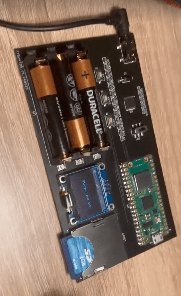 MP4/MP3 Player image 2
